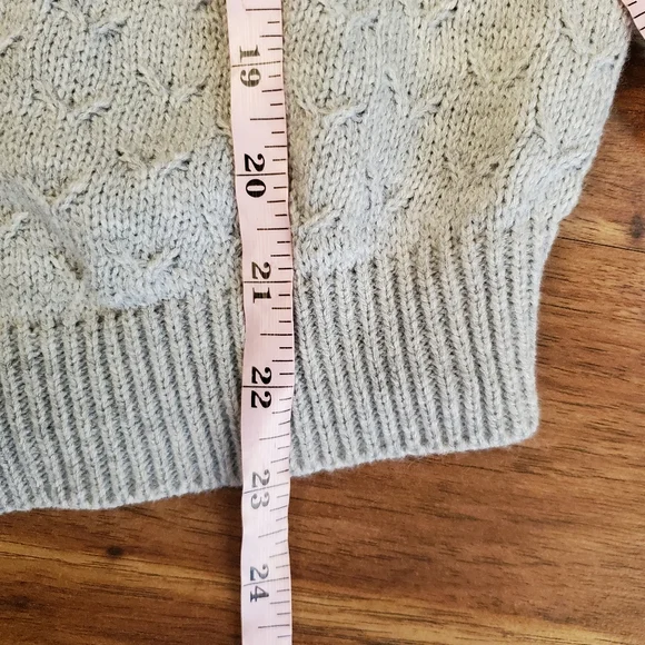 Croft & Barrow Size Medium Gray Knit Sweater - Picture 6 of 6